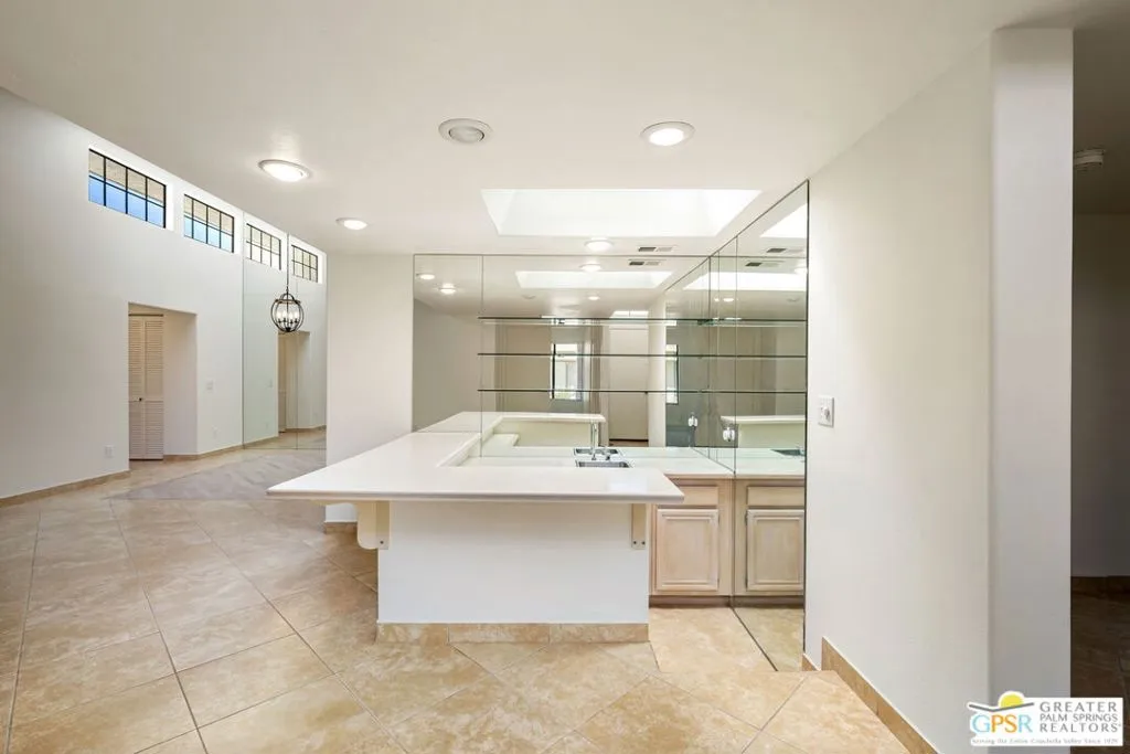 2980 Calle Loreto, Palm Springs, California 92264 home-pic-12